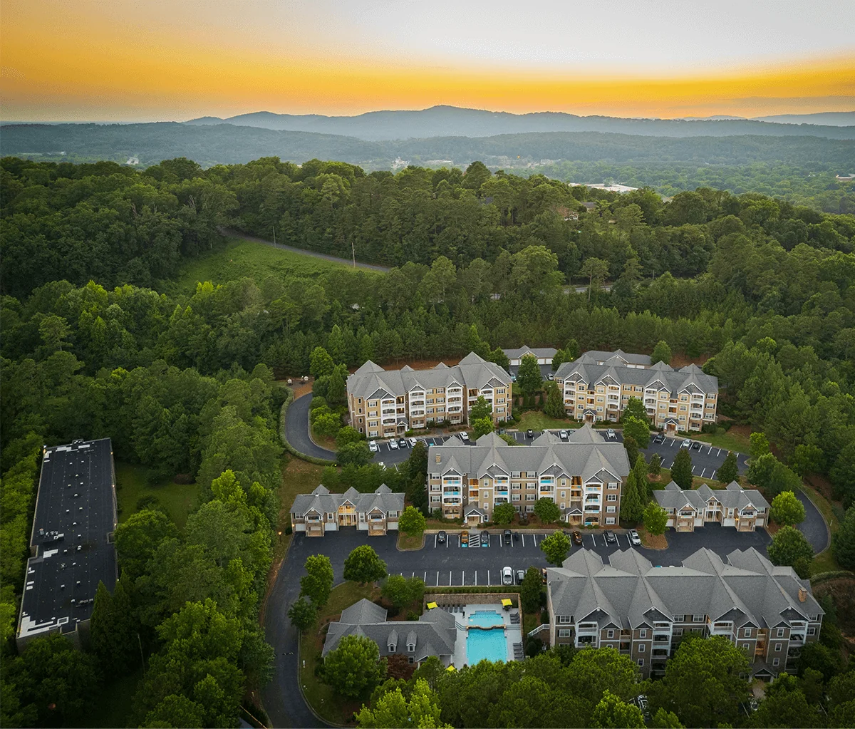 EASTLAND COURT